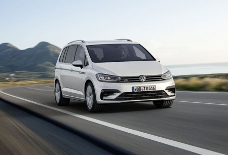 � ������ ����� ����� ����� ���������� Volkswagen Touran 2015