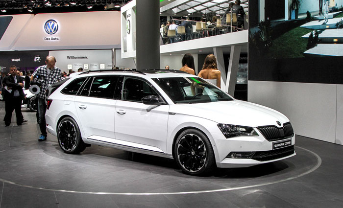Skoda Superb Combi 2016 ����